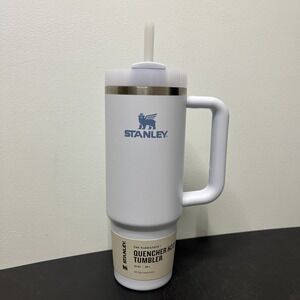 Stanley ADV 30oz Quencher Tumbler GLACIER Drink Water Carry On